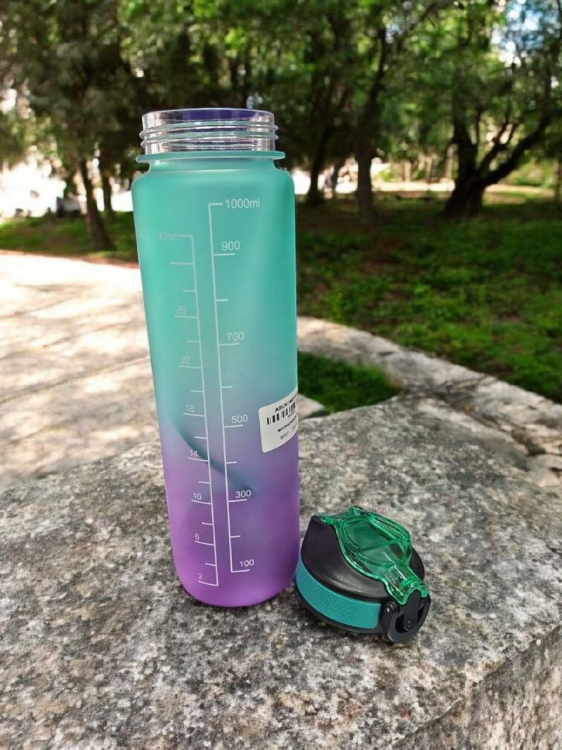 1000 ML Plastic Bottle Gym Push Button Sipper with Lock & Handle - Image 3