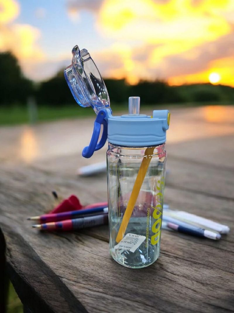GBT-4883 Sport Water Bottle Sipper with Straw & Handle - 750ml - Image 3